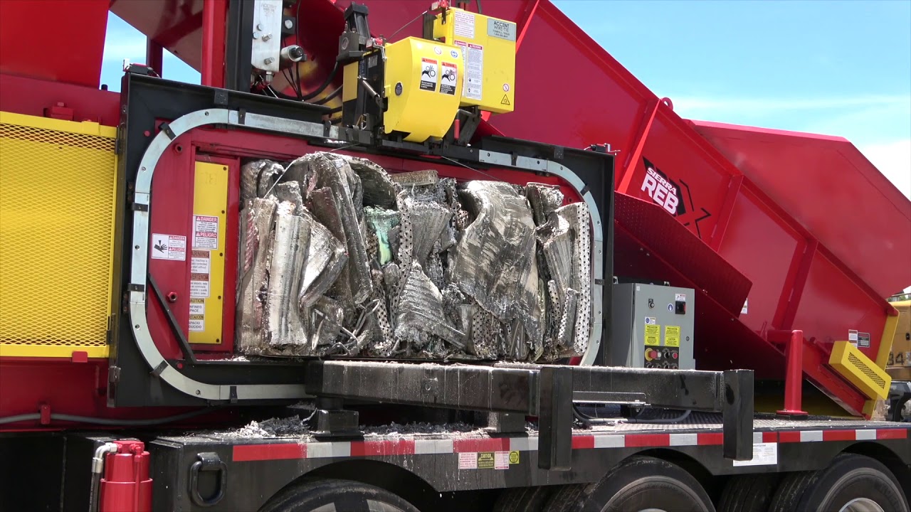 REB-X Portable Two-Ram Baler Full Cycle - Radiator Bale - YouTube