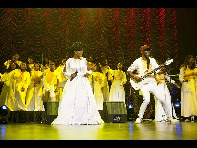 DEBORAH LUKALU - GLORIOUS LIFE/CALL ME FAVOUR LIVE |OFFICIAL VIDEO| class=