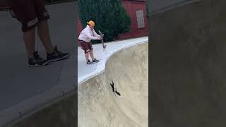 Clever Skateboard Rescue Saves Skunk Trapped in Skate Bowl
