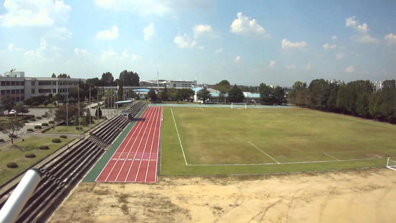 Y6Copter Flying1 .MP4