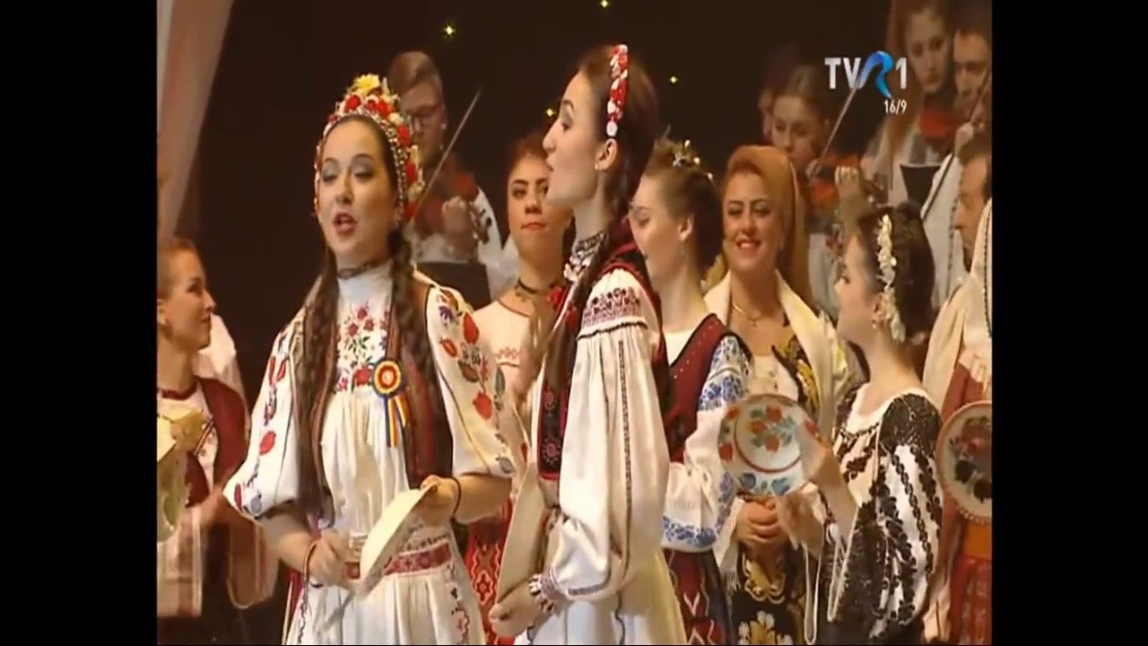 Vlăduța Lupău și Alexandra Chira  -  Cine m-o pus socăciță