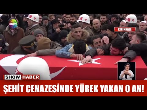 Şehit cenazesinde yürek yakan o an!