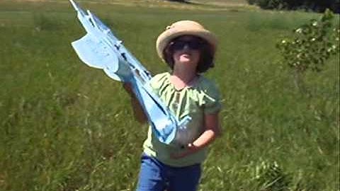 RCDOX 2010 Foil scratch build RC plane V1 third flights