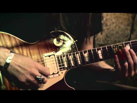 BUSH - COMEDOWN (ACOUSTIC)