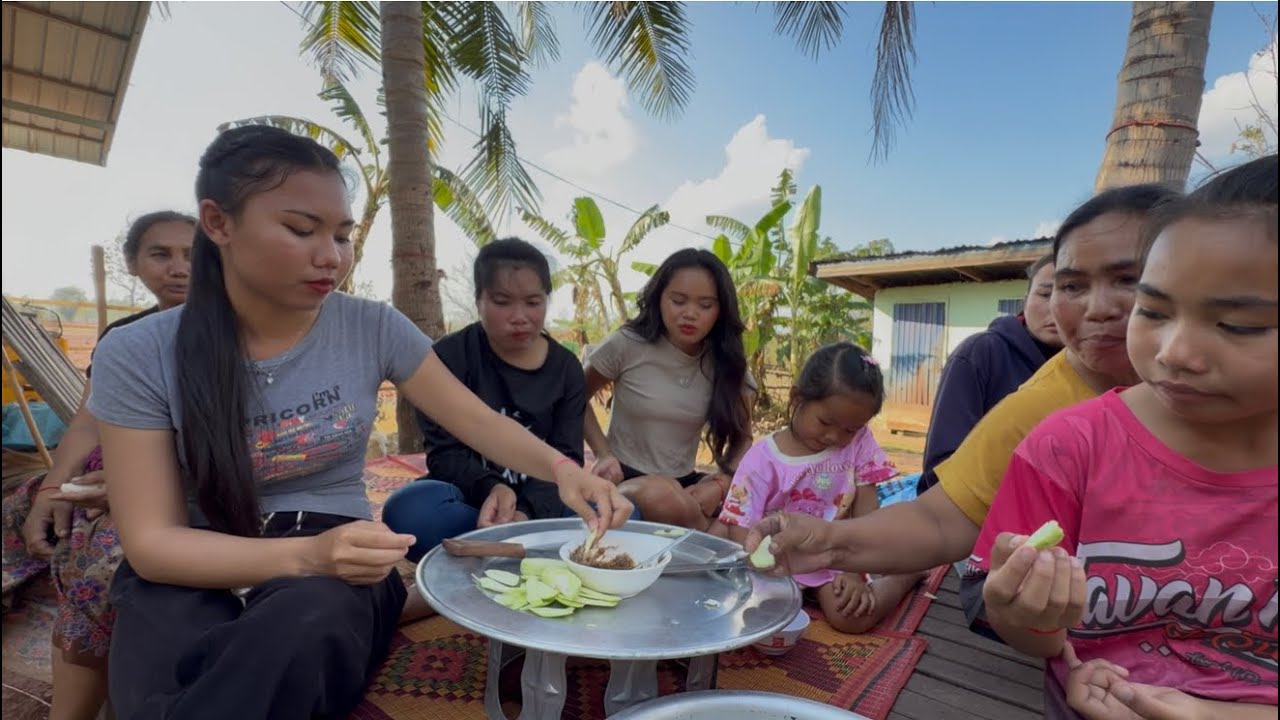 ເວົ້າເລື່ອງງານແຕ່ງສາວພອນ🇱🇦วันรวมญาติเว้าเรื่องเตรียมงานแต่งสาวพร