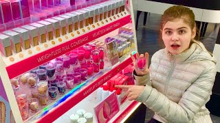 Время после школы Шоппинг в Sephora Домашка по алгебре Заказала билеты в кино