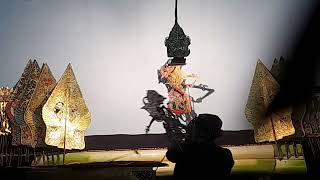 Seni: Pagelaran wayang kulit Dalang Ki Sugilar Kondho Bawono,.... Lakon Begawan Cipto Ning (part 2)