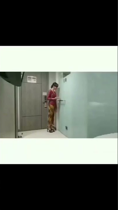 kebaya merah yang lagi viral
