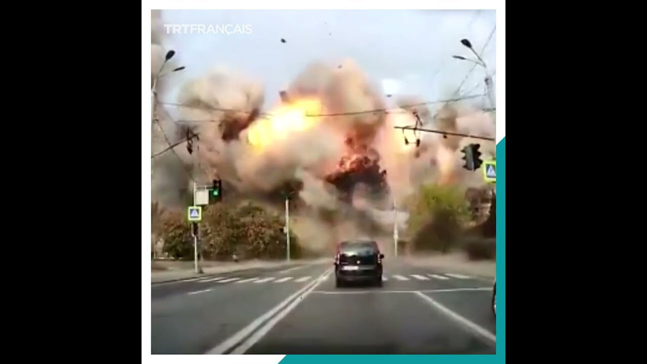 Ukraine Moment O Des Missiles Russes Ont Touch Dnipro