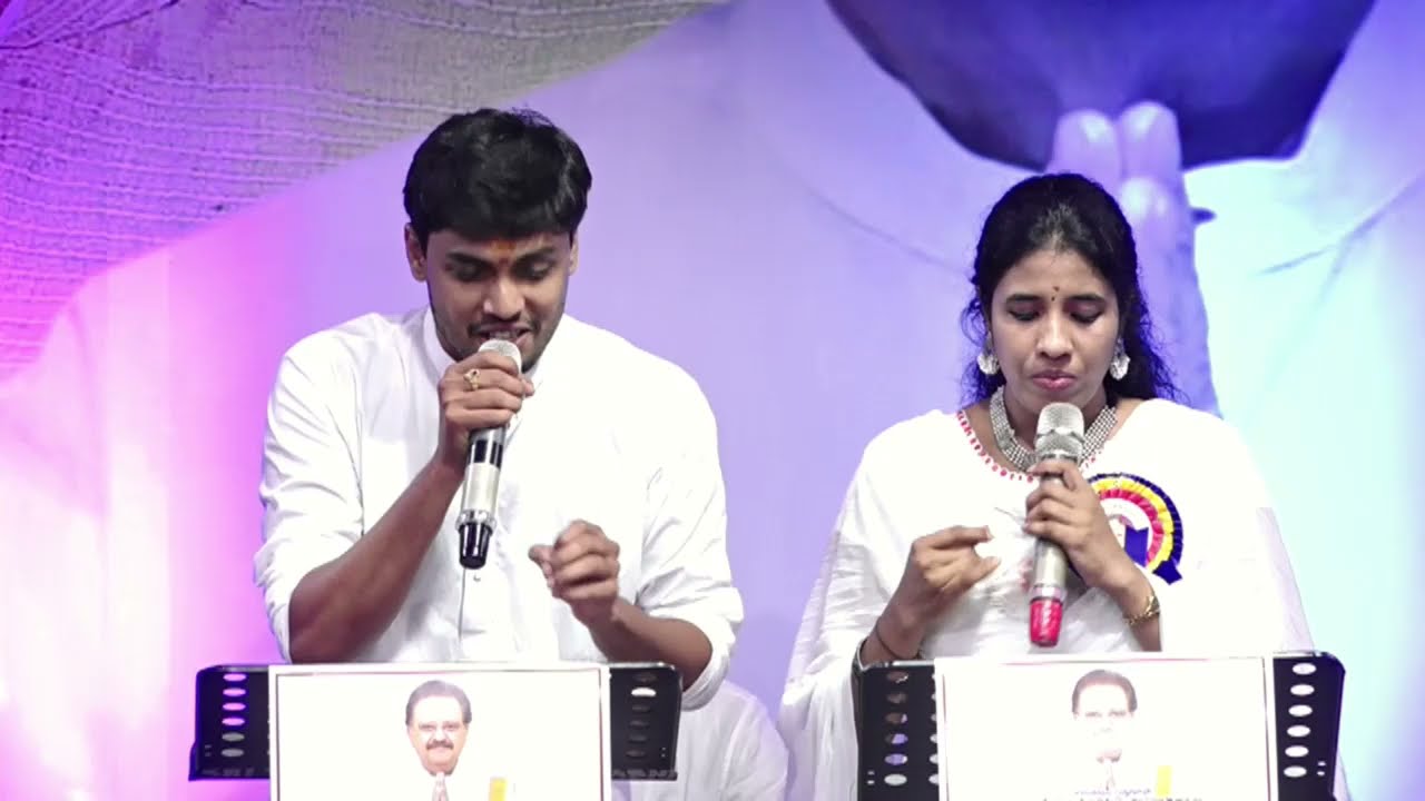 Gopemma chethilo goru mudda sung by Pavan Sarma Umapathi  & Sujatha   - Sreerama Cultural Orgn