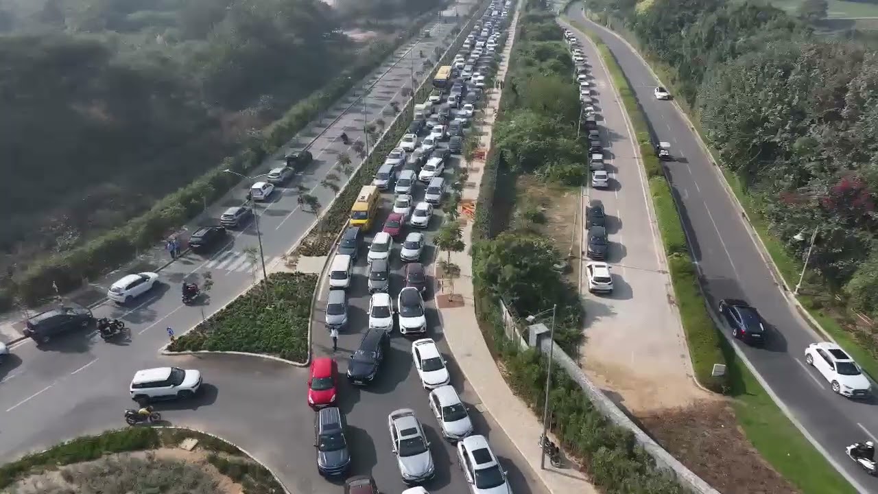 DLF New Project "PRIVANA SOUTH" Sector 77, Launch today at Golf Club Gurugram. Rush to booking...