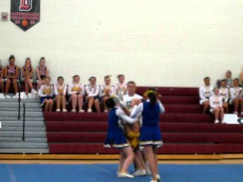 2011 Luke cheer competition *middle school* (Stunt...