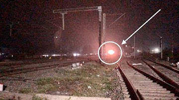 Extremely Dangerous Poorva Express crossing janai road at full speed