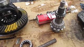 Reparacion de eje de Diferencial dodge ram / How to rebuilt rear differential 3.92 radio