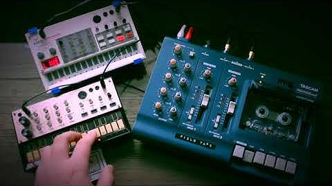 Field Tape // Ambient Journal Session 7 - Volca Keys & Volca Sample With Broken Tape Machine Loop...