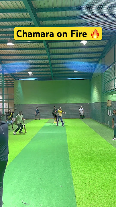 Tight Over just 5 runs 🔥🤯☠️🐲 Ball vs Bat #cricket #cricketaddict #cricketlover #indoorcricket