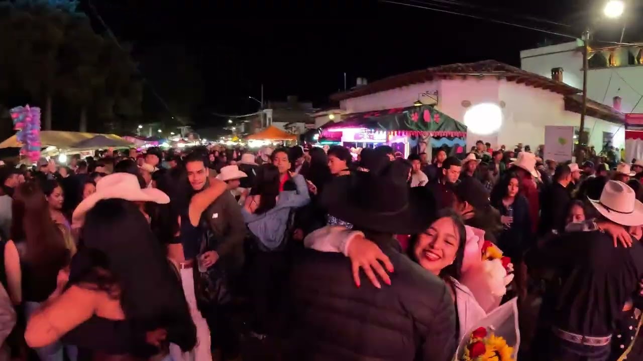 baile en tzintzuntzan mich