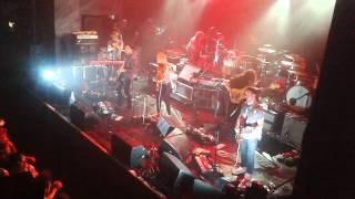 Modest Mouse - Dark Center of the Universe (live)