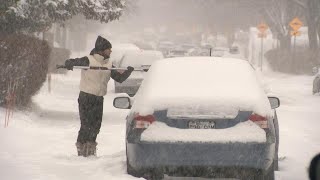 Thumbnail for Une tempête majeure attendue mardi et mercredi à travers le Québec - reportage