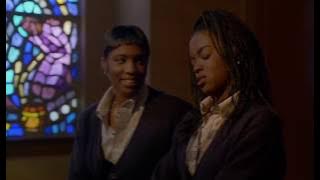 Sister Act 2: Tanya Blount & Lauryn Hill ' His Eye Is on the Sparrow '