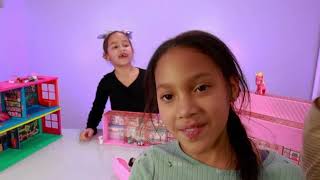 Adventure Awaits! Kids of Girls Role Playing Game with Toys | Fun Imaginary Playtime