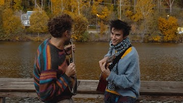 Jacob Collier & Chris Thile – Sweet Melody