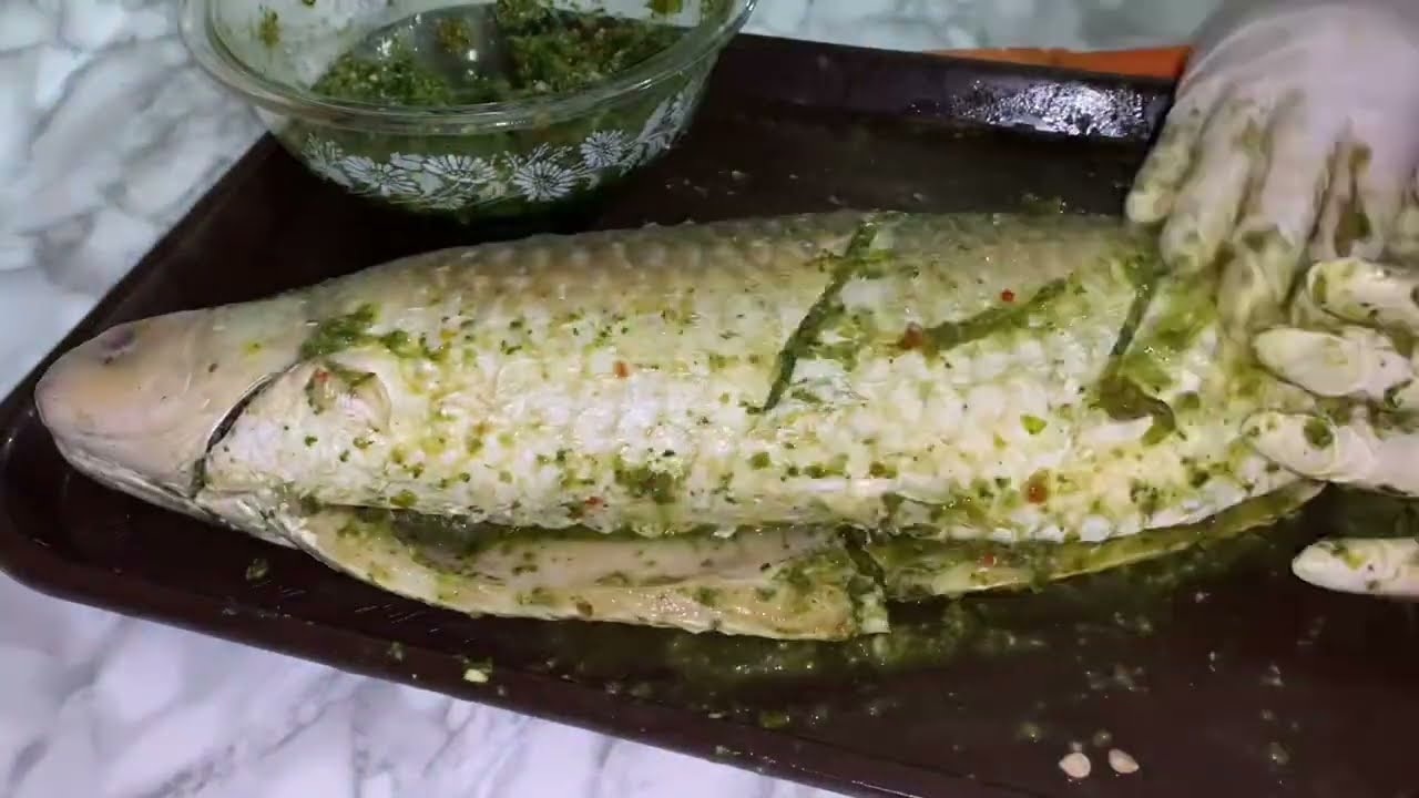 Spices fish in the oven  السمكة الحرة بالفرن 