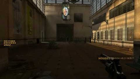 Half Life 2 : With Cheats