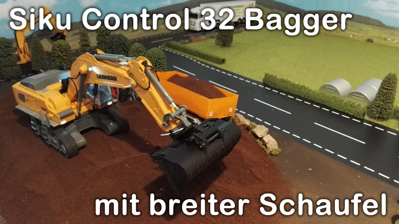 Siku Control 32 Bagger mit breiter Schaufel