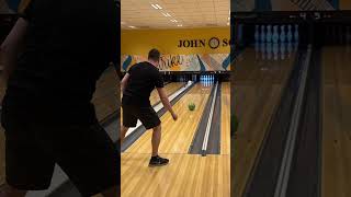 Trickshot to finish of 300!! #bowling #perfect #trickshot #osku #sport #300 #yes #tricks