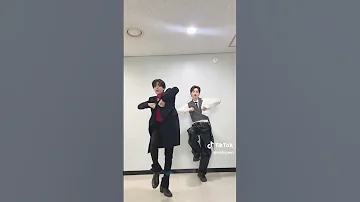 Jake And Super Junior Eunhyuk Dancing To Bite Me Enhypen Enhypenjake Superjunior Kpop 