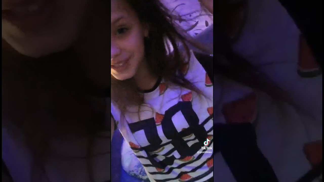 покажи видео юли. юля юля гаврилина. первое видео юли гаврилиной в тик ток. юля гаврилина 2021г. юля гаврилина 2023.