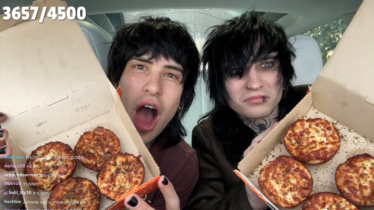 Trying Little Caesars CRAZY PUFFS! (Full Stream)