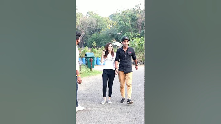 Date Per Hai Anty Aap Ki Larki || Park Main Ek Larke ke Sath Ghoom Rahi Hai Ek Larke Ke Sath