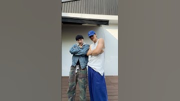 Wait for #LAY #레이 @layzhang #KAI #카이  #EXO #엑소 #weareoneEXO #WaitOnMe #KAI_WaitOnMe