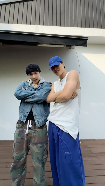 Wait for #LAY #레이 @layzhang #KAI #카이  #EXO #엑소 #weareoneEXO #WaitOnMe #KAI_WaitOnMe