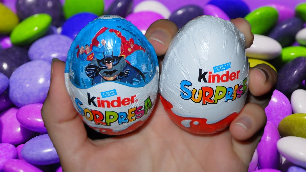 Abriendo huevos sorpresa capítulo 7: DCuniverse + kinder - YouTube
