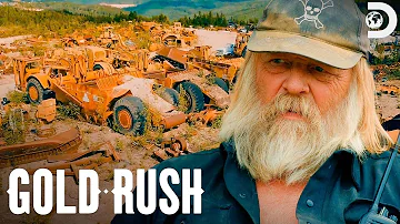 Tony Searches for Replacement Parts in His Boneyard | Gold Rush