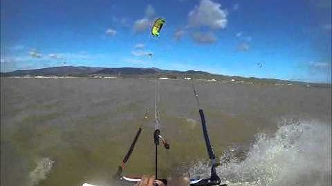 Kitesurfing Handy Hints: Starting in Strong Winds