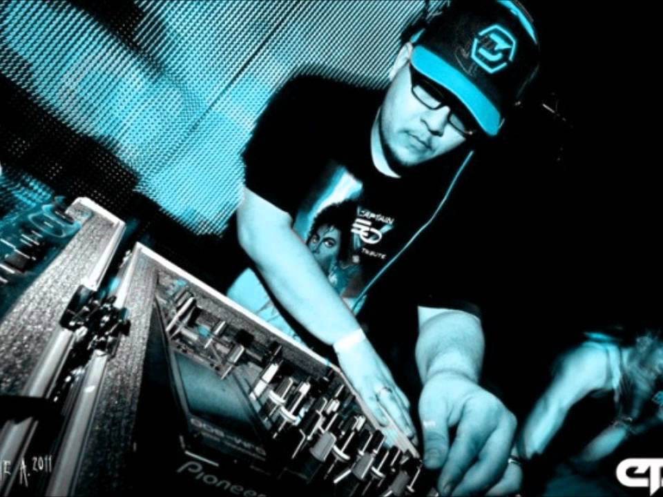 Ver GOTYE FT METAFISIX-SOMEBODY I USED TO KNOW (DJ KUE REMIX) en YouTube Ver GOTYE FT METAFISIX-SOMEBODY I USED TO KNOW (DJ KUE REMIX) en YouTube