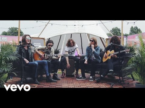 Blossoms - Getaway (Absolute Radio Live Acoustic Session At Isle Of Wight Festival 2016)