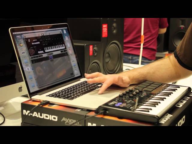 M-Audio Axiom Air Mini 32 & Ignite Software @ JB Hi-Fi - YouTube