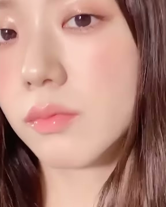 Instagram video by JISOO • Feb 12, 2020 at 503 AM.mp4