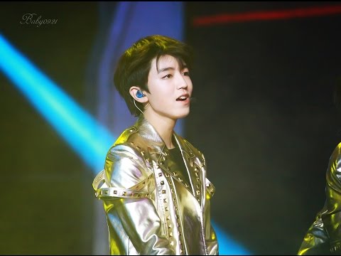 【TFBOYS 王俊凯】愛出發+第一天 TFBOYS 三周年粉丝演唱会 THE FIRST DAY+HEADING FOR LOVE 【Karry Wang Junkai】