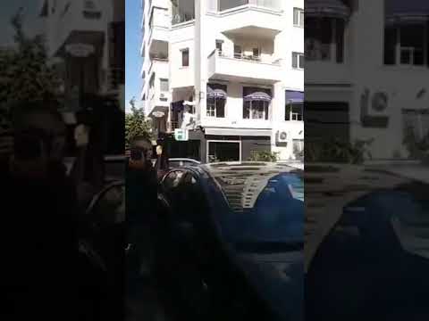 Alparslan Kuytul Hoca'nın Sevenlerine Polisin Bağırması.