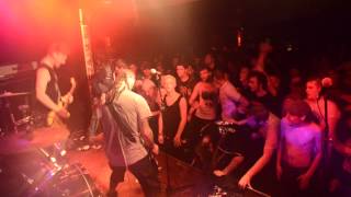 Alarmsignal - Wir leben (Live am 25.10.2013 in Chemiefabrik, Dresden) HD