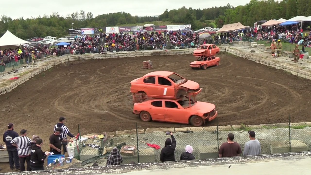 derby démolition CookshireEaton 2022 jour2 course auto sandwich YouTube