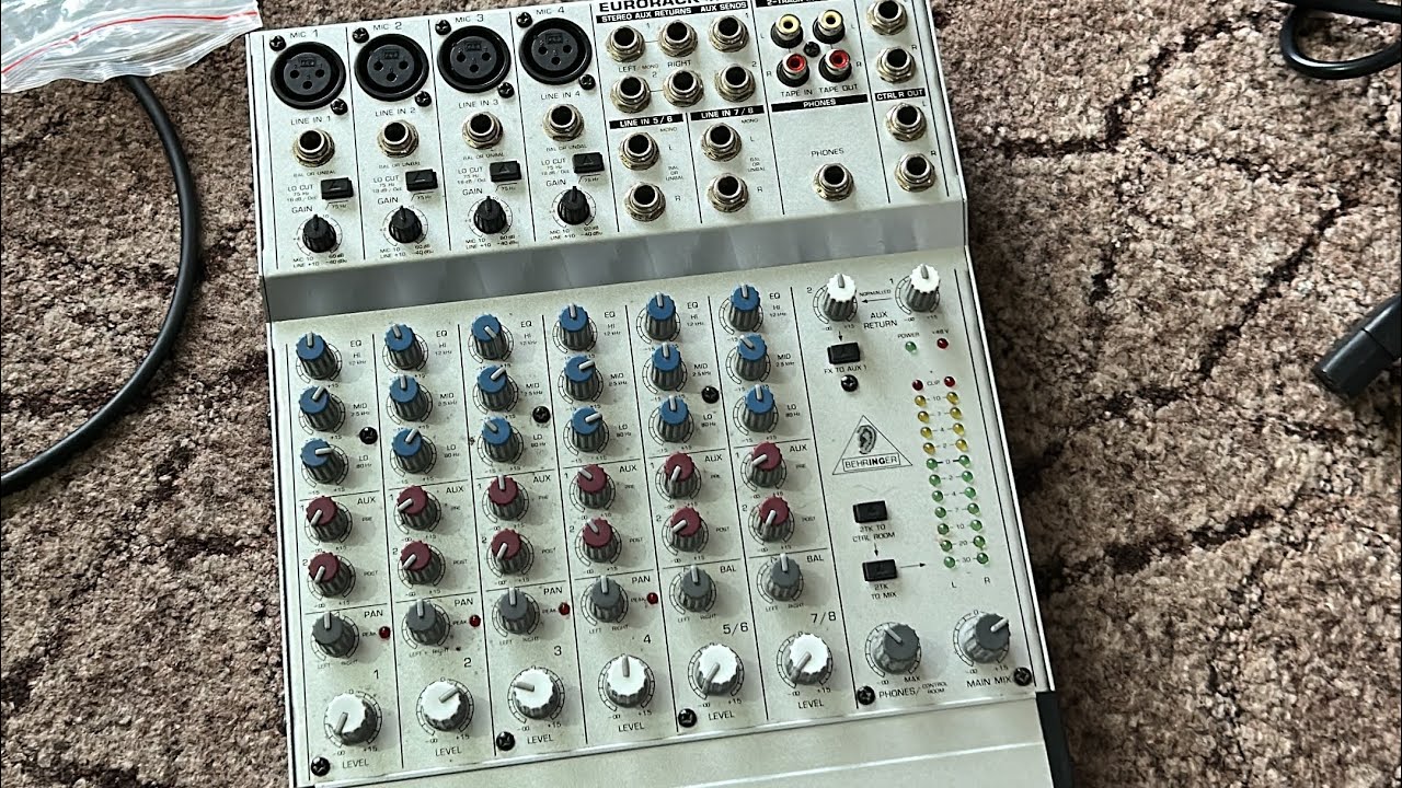 Behringer Eurorack MX802A total bargain - YouTube