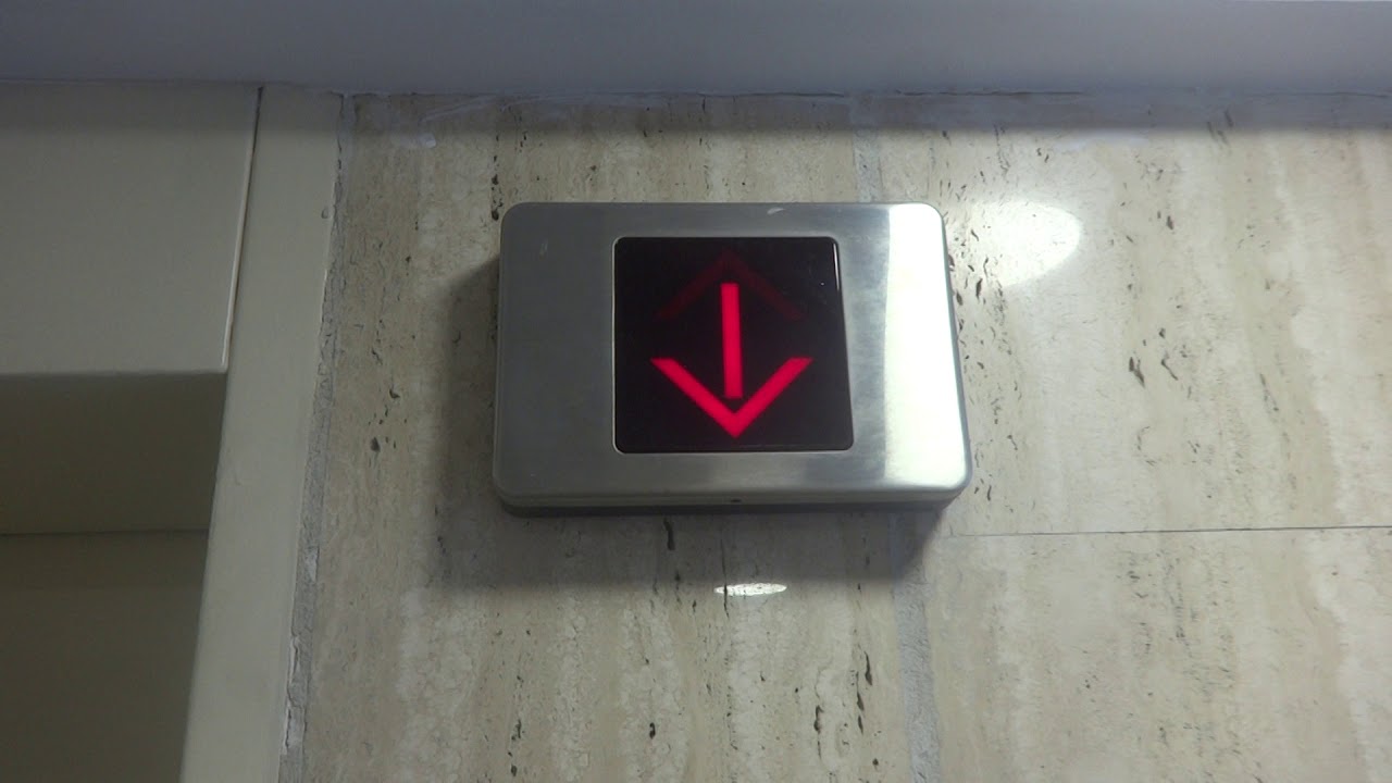 (R1) 1965 OTIS (Mod. 1980's / 2000's) traction e. high-rise lifts @ Shalom Meir Tower, TLV, ISR.