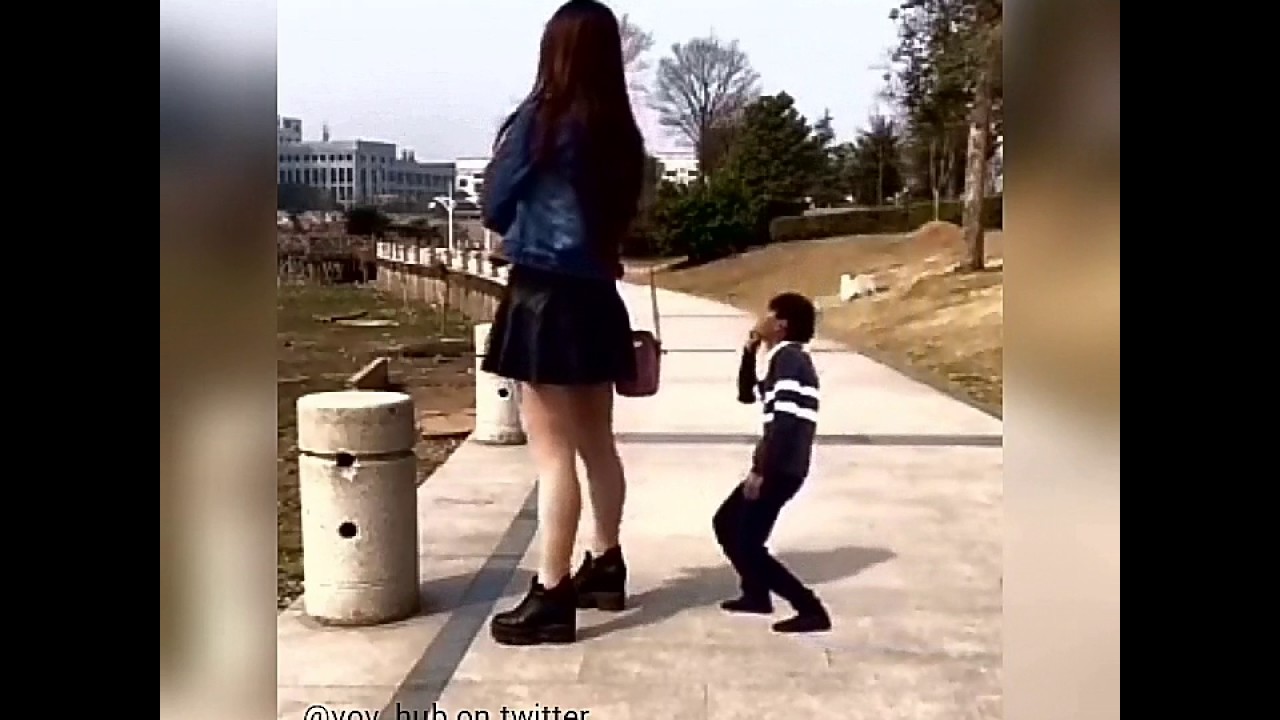 Girls fart in public Girls fart in public